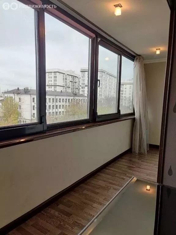 1-комнатная квартира: Москва, Суворовская улица, 20 (45 м) - Фото 1
