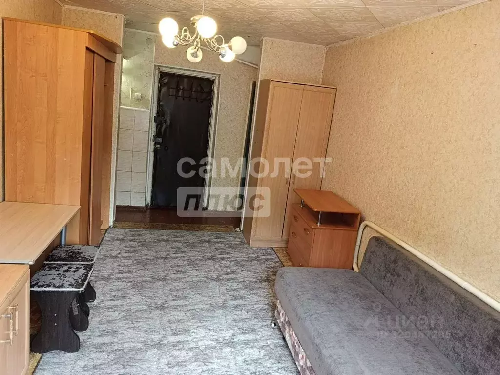 Комната Челябинская область, Челябинск ул. Гончаренко, 73А (17.0 м) - Фото 1