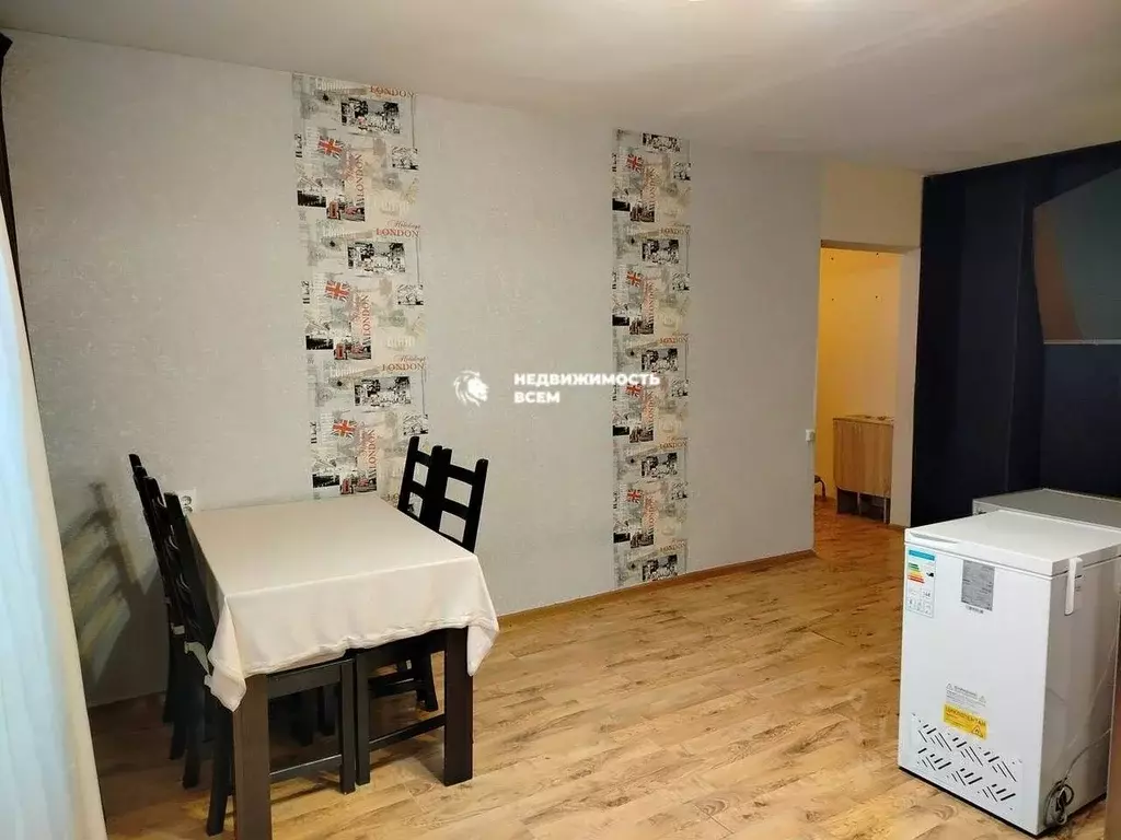 2-к кв. Челябинская область, Челябинск ул. Бейвеля, 39 (64.3 м) - Фото 1