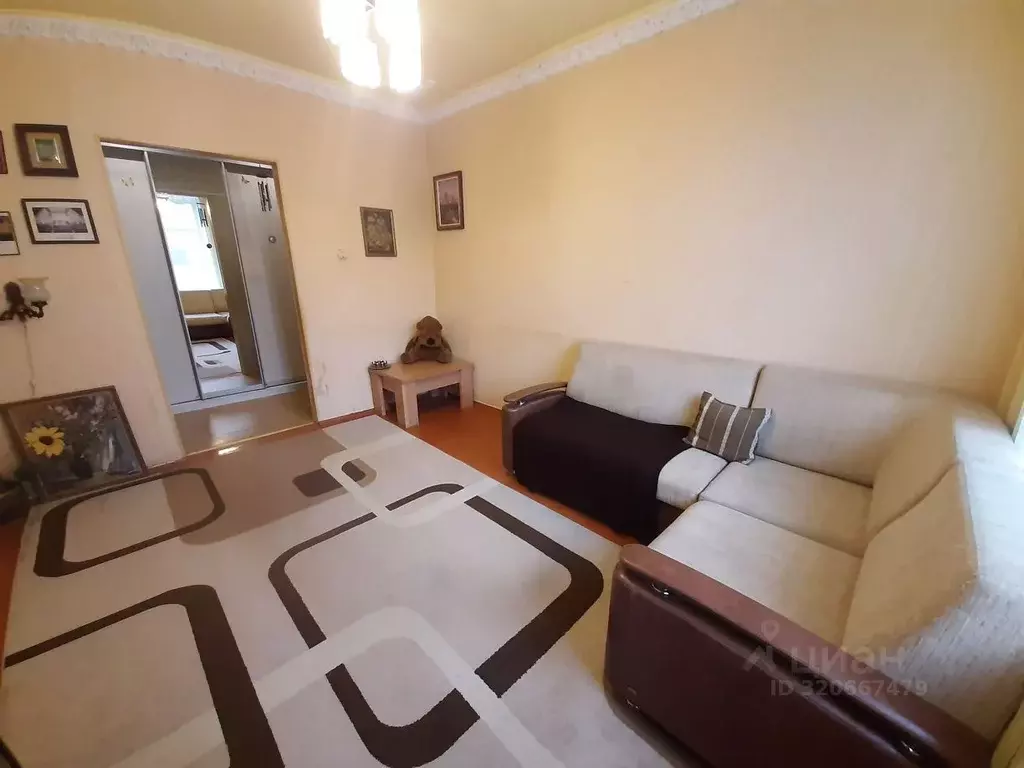 2-к кв. Ярославская область, Рыбинск ул. Свободы, 6 (57.0 м) - Фото 0