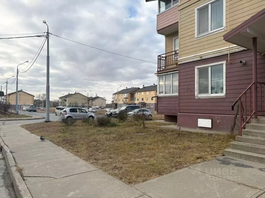 3-к кв. Сахалинская область, Южно-Сахалинск Южная ул., 24Б (74.2 м) - Фото 1