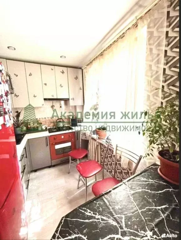 3-к кв. Саратовская область, Энгельс Полтавская ул., 31 (58.1 м) - Фото 1