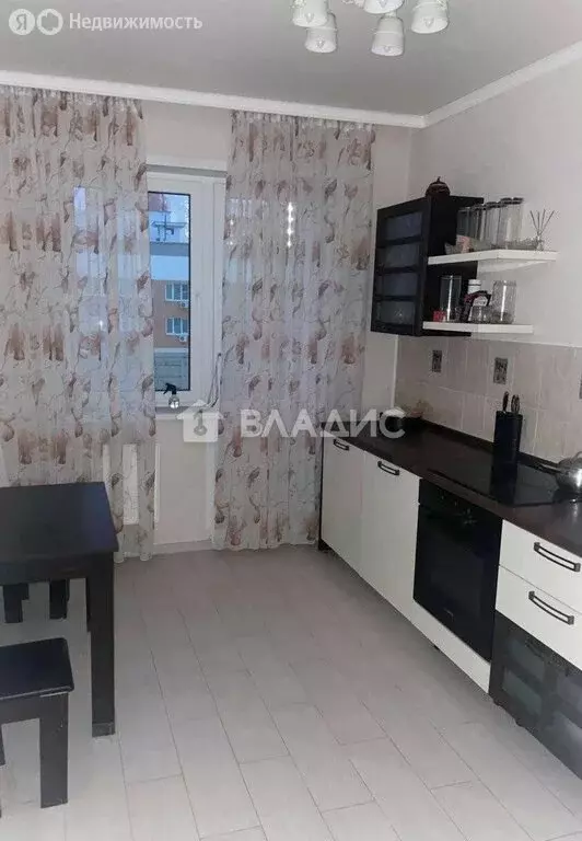 2-комнатная квартира: Владимир, Ставровская улица, 4 (60 м) - Фото 1