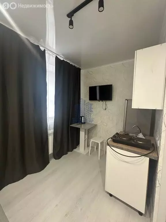 Квартира-студия: Чебоксары, проспект 9-й Пятилетки, 4А (18 м) - Фото 0