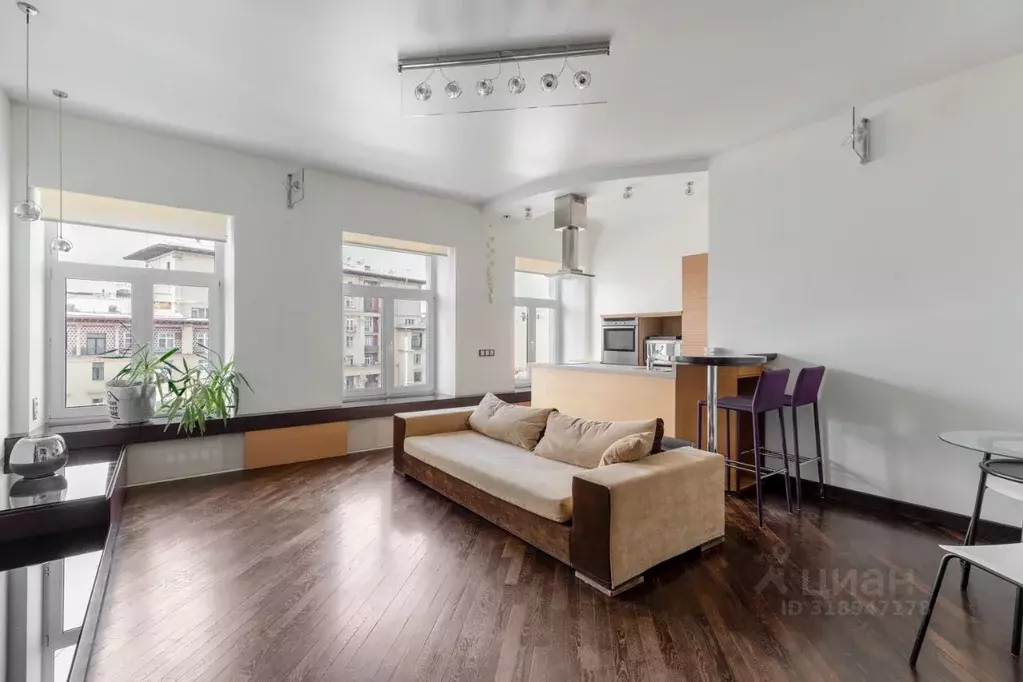2-к кв. Москва Никитский бул., 8 (64.0 м) - Фото 0