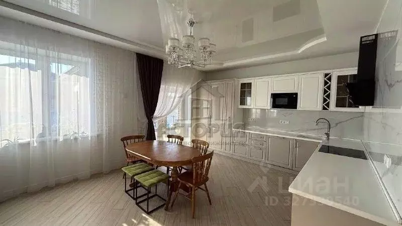 Коттедж в Красноярский край, Красноярск Армейская ул., 3 (299 м) - Фото 2