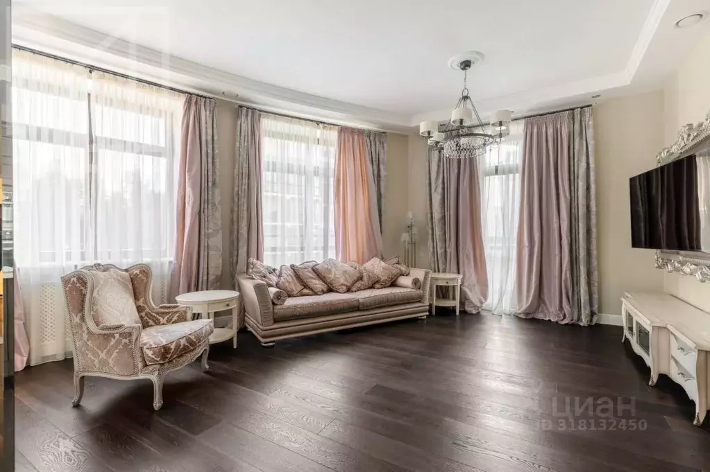 3-к кв. Москва Староволынская ул., 15к1 (180.0 м) - Фото 0