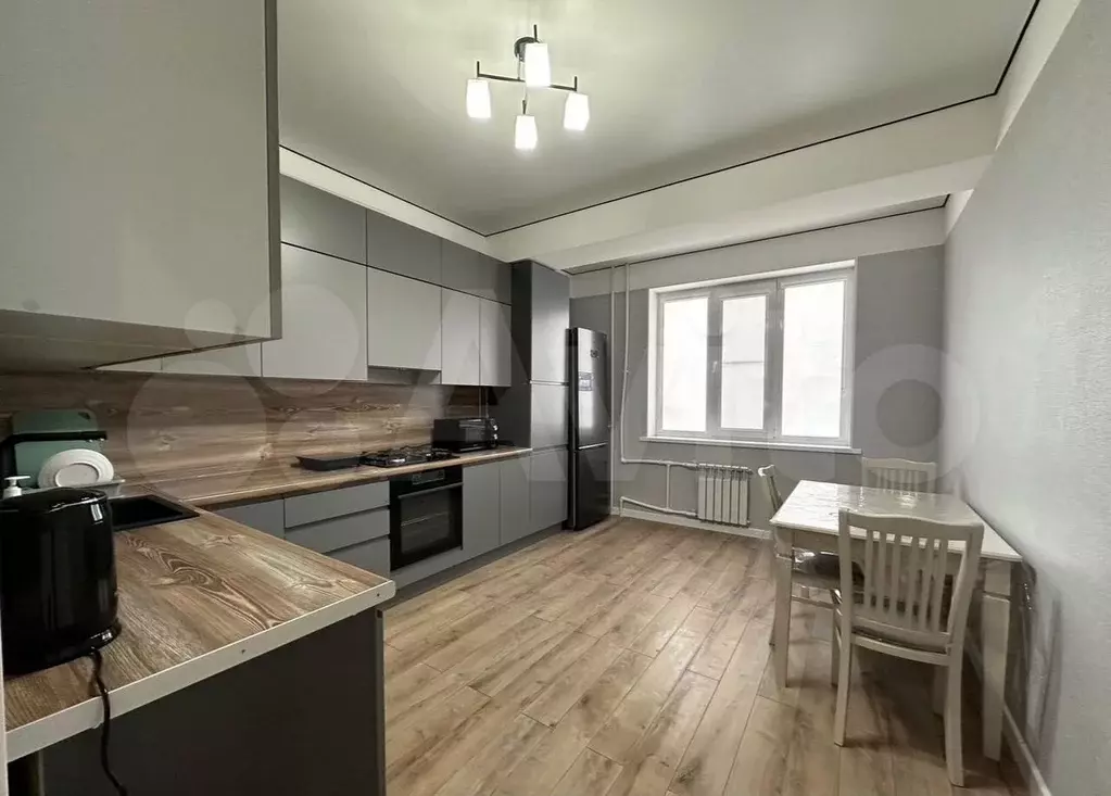 2-к. квартира, 70 м, 5/9 эт. - Фото 0