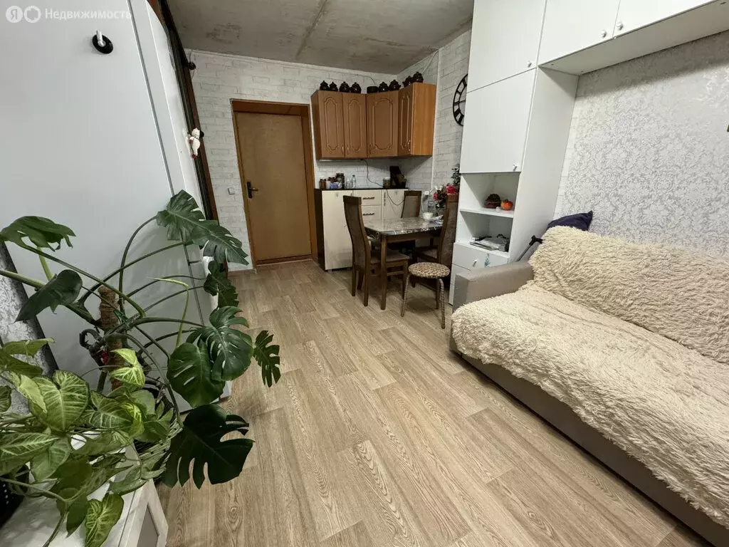 1к в 5-комнатной квартире (16 м) - Фото 1