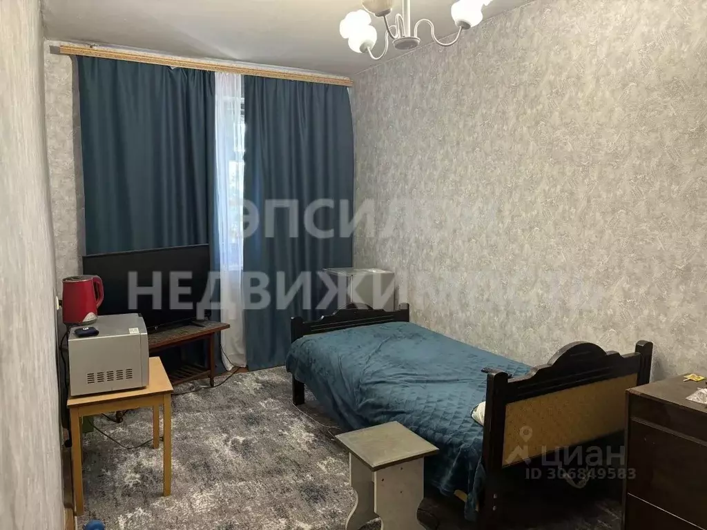 3-к кв. Курская область, Курск Межевая ул., 9 (60.0 м) - Фото 0