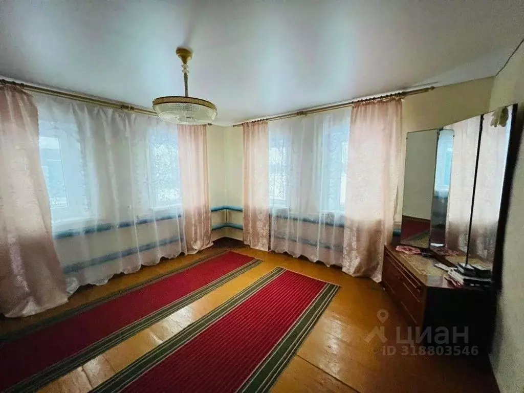 Дом в Белгородская область, Старооскольский городской округ, с. ... - Фото 0