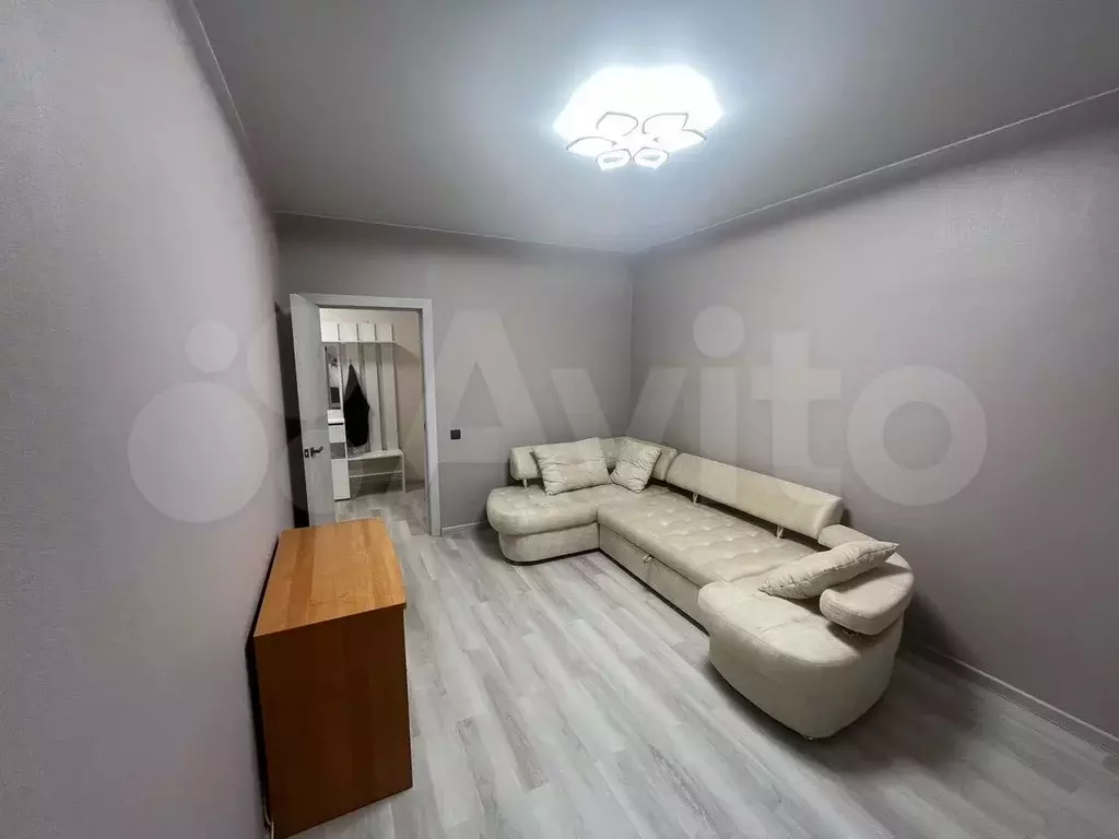 1-к. квартира, 40 м, 8/16 эт. - Фото 1