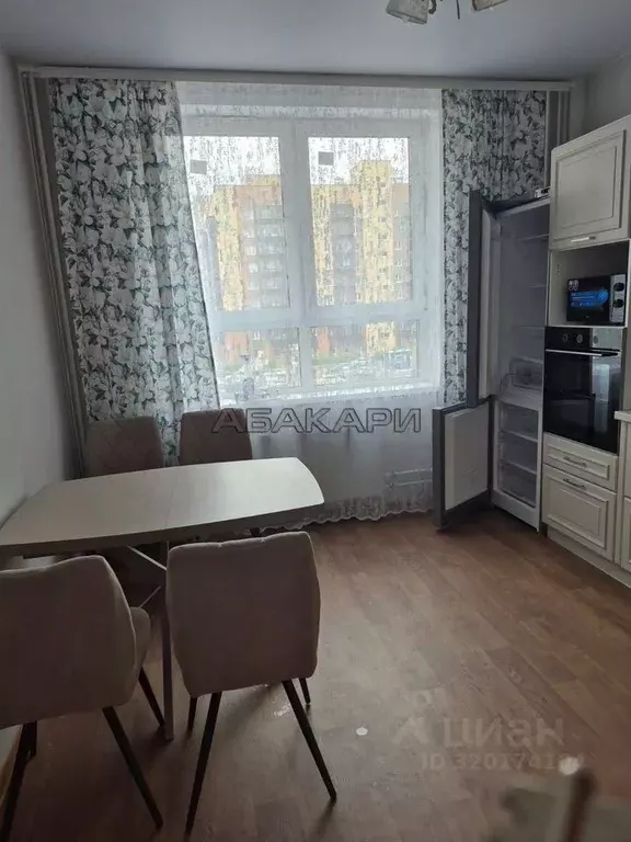 2-к кв. Красноярский край, Красноярск ул. Апрельская, 9А (59.0 м) - Фото 1