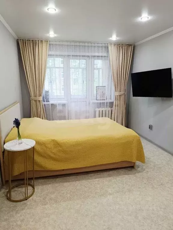 1-к кв. Татарстан, Казань ул. Восстания, 1 (30.3 м) - Фото 1