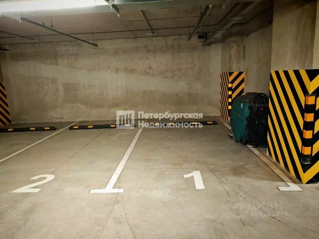 Гараж в Санкт-Петербург просп. Крузенштерна, 4 (10 м) - Фото 1
