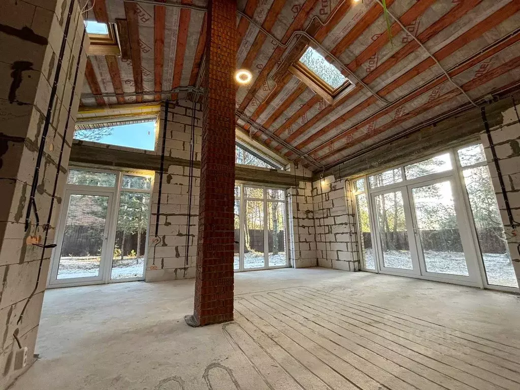 Дом в Рязанская область, Рязанский район, Мурминское с/пос, с. Семкино ... - Фото 2