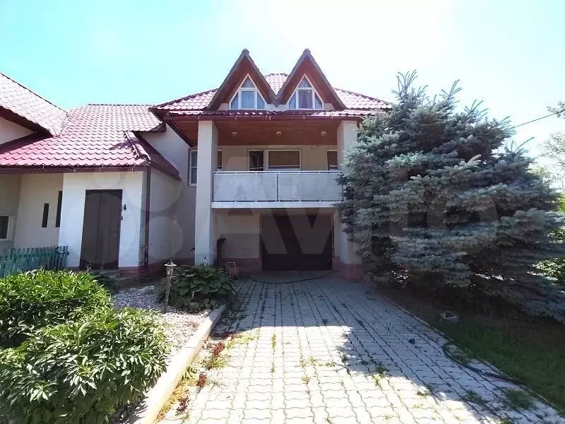 Дом 260,9 м на участке 9,9 сот. - Фото 1