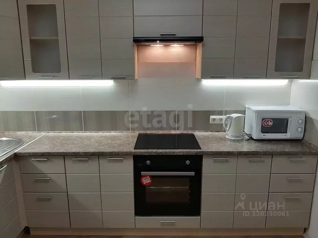 1-к кв. Коми, Сыктывкар Весенняя ул., 11/1 (45.0 м) - Фото 0