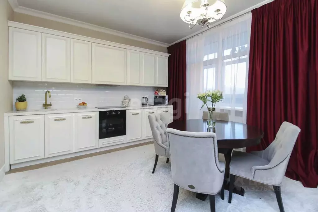 3-к кв. Тюменская область, Тюмень ул. Малыгина, 90 (123.0 м) - Фото 2