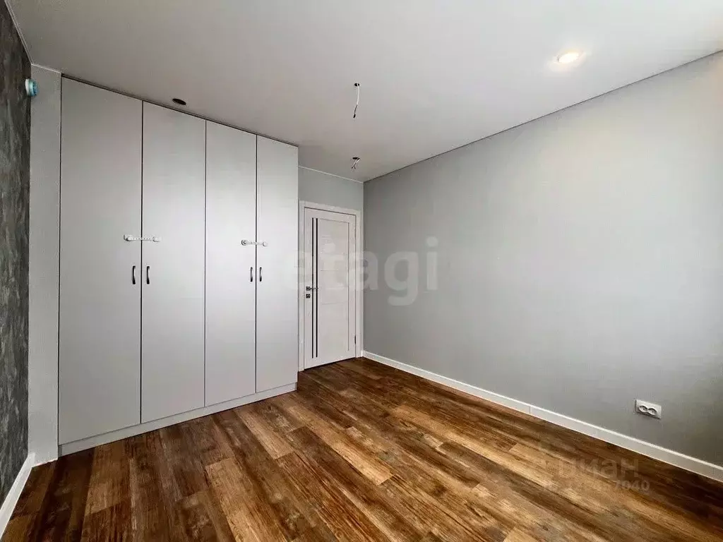 1-к кв. Тюменская область, Тюмень Интернациональная ул., 199к9 (38.0 ... - Фото 1