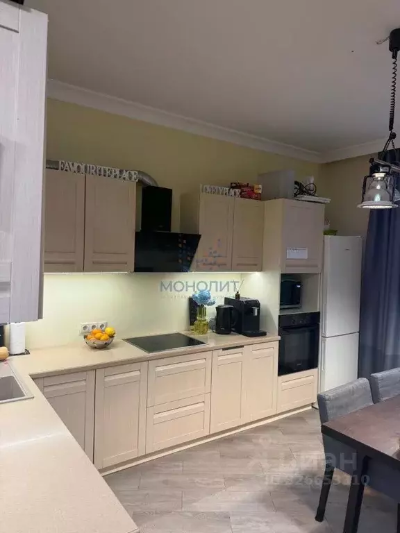 2-к кв. Москва пос. Коммунарка, ул. Липовый Парк, 5к2 (70.1 м) - Фото 1