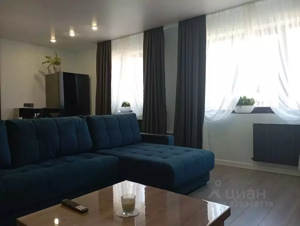 2-к кв. Краснодарский край, Новороссийск просп. Ленина, 52А (68.0 м) - Фото 2