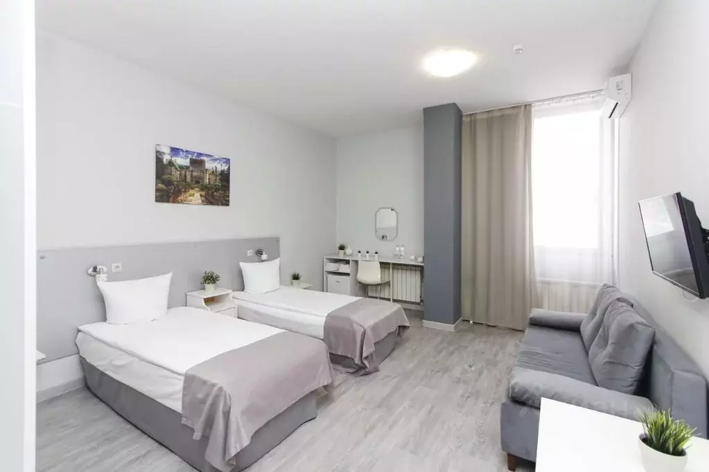 Комната Тюменская область, Тюмень ул. Республики, 47 (26.0 м) - Фото 1