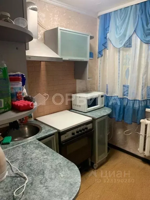 2-к кв. Тюменская область, Тюмень ул. Ветеранов Труда, 5 (44.5 м) - Фото 2