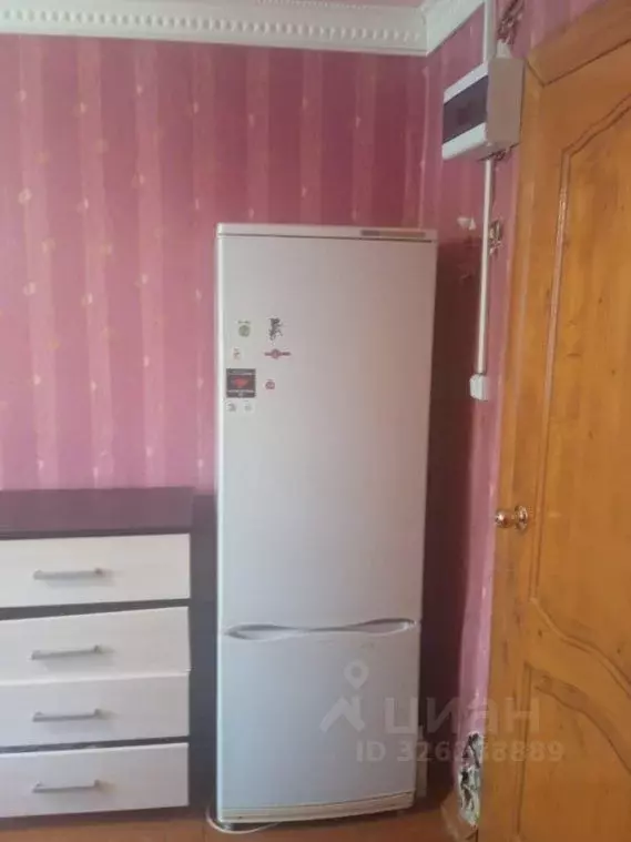 Комната Смоленская область, Смоленск ул. Белинского, 11 (12.0 м) - Фото 2