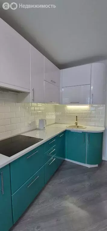 2-комнатная квартира: село Михайловка, Сливовая улица, 5 (59.9 м) - Фото 1