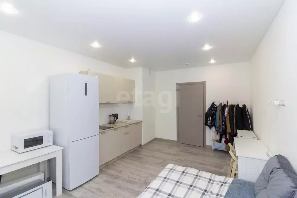 Студия Тюменская область, Тюмень Интернациональная ул., 197А (26.0 м) - Фото 1