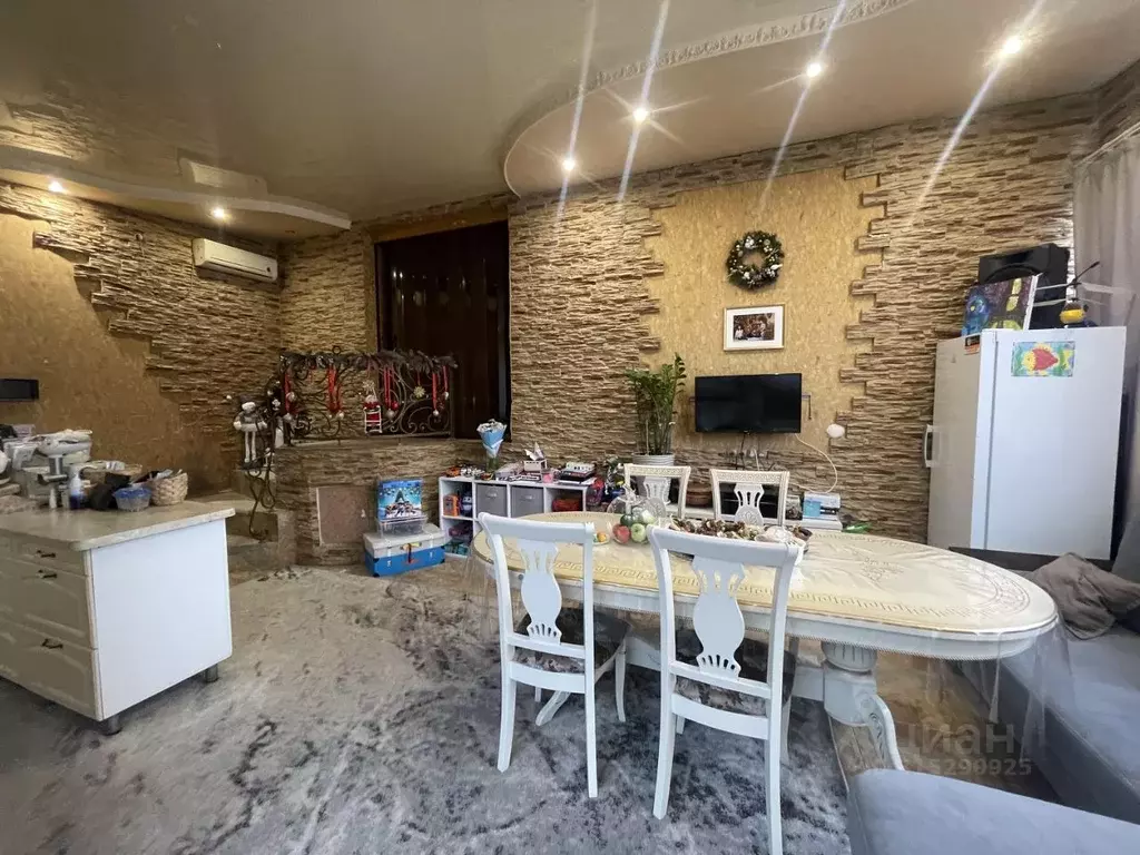 Дом в Адыгея, Тахтамукайский район, Яблоновский пгт Дорожная ул. (125 ... - Фото 2