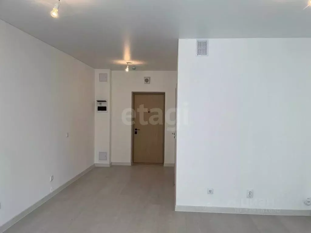 Студия Свердловская область, Екатеринбург ул. Амундсена, 2 (29.0 м) - Фото 1
