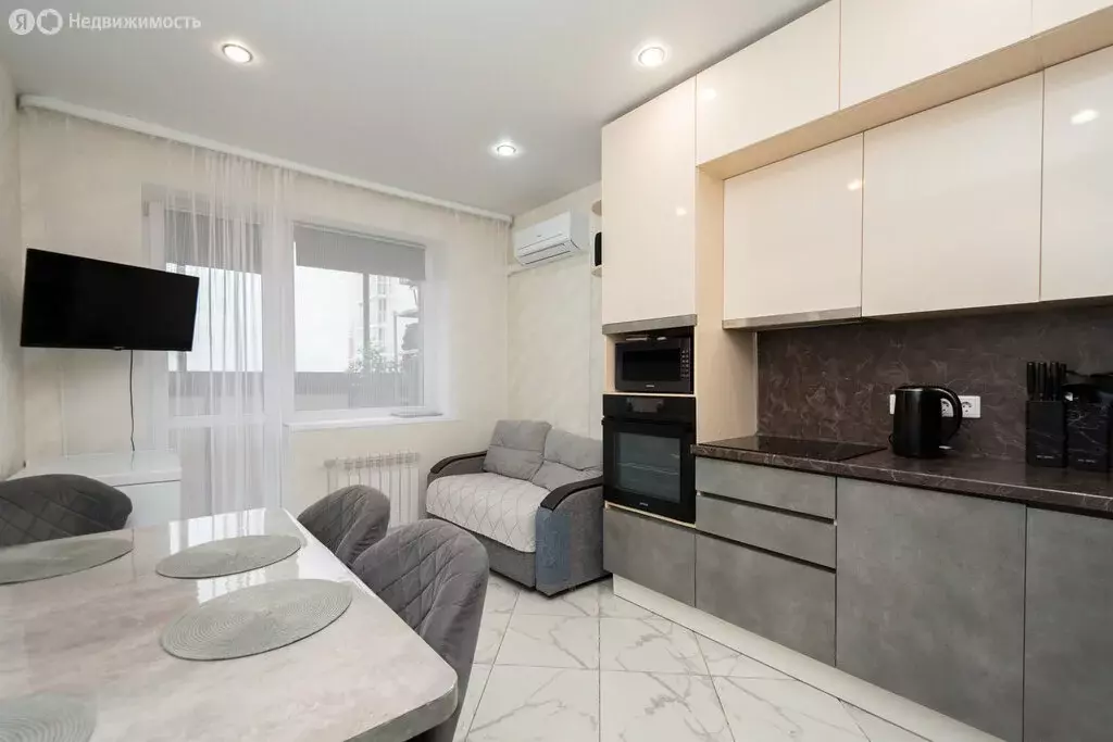 2-комнатная квартира: Иркутск, проезд Юрия Тена, 10 (58 м) - Фото 2
