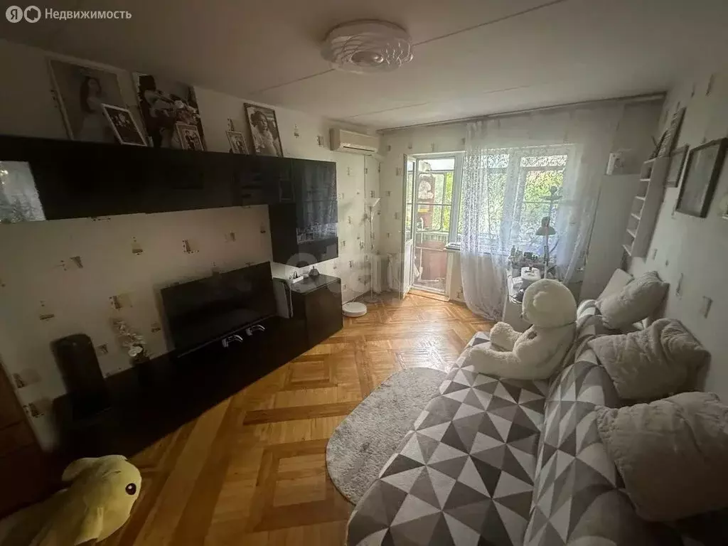 3-комнатная квартира: Новороссийск, Анапское шоссе, 10 (52 м) - Фото 1