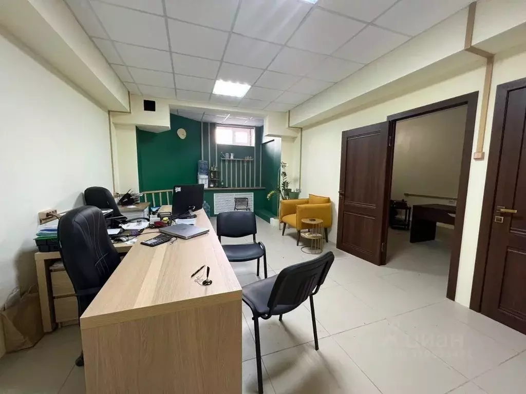 Помещение свободного назначения в Саха (Якутия), Якутск 203-й мкр, 6 ... - Фото 0