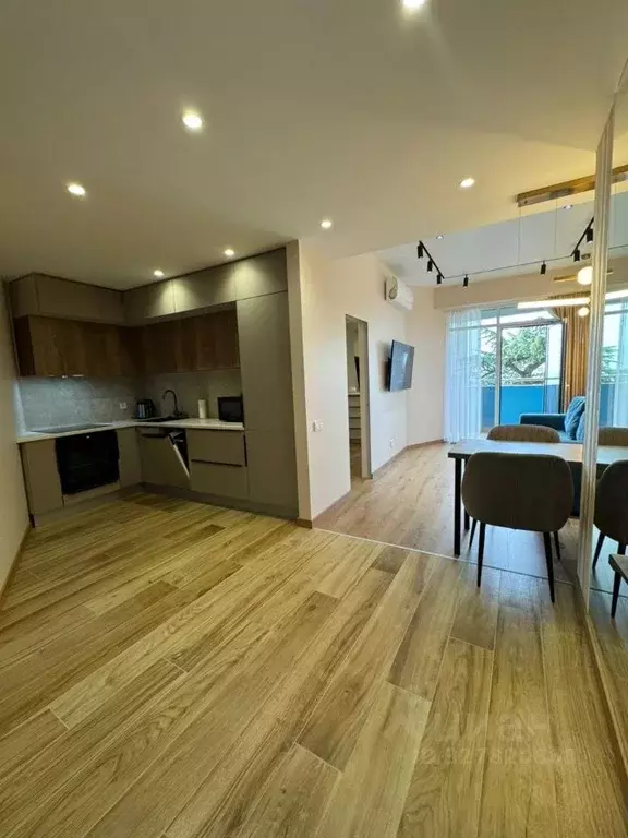 2-к кв. Краснодарский край, Сочи Центральный мкр, ул. Первомайская, 1 ... - Фото 2