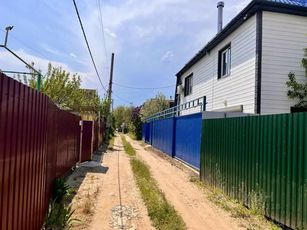 Дом в Волгоградская область, Среднеахтубинский район, Ахтубинское ... - Фото 2