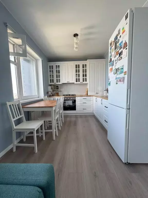 Квартира, 3 комнаты, 73.7 м - Фото 0