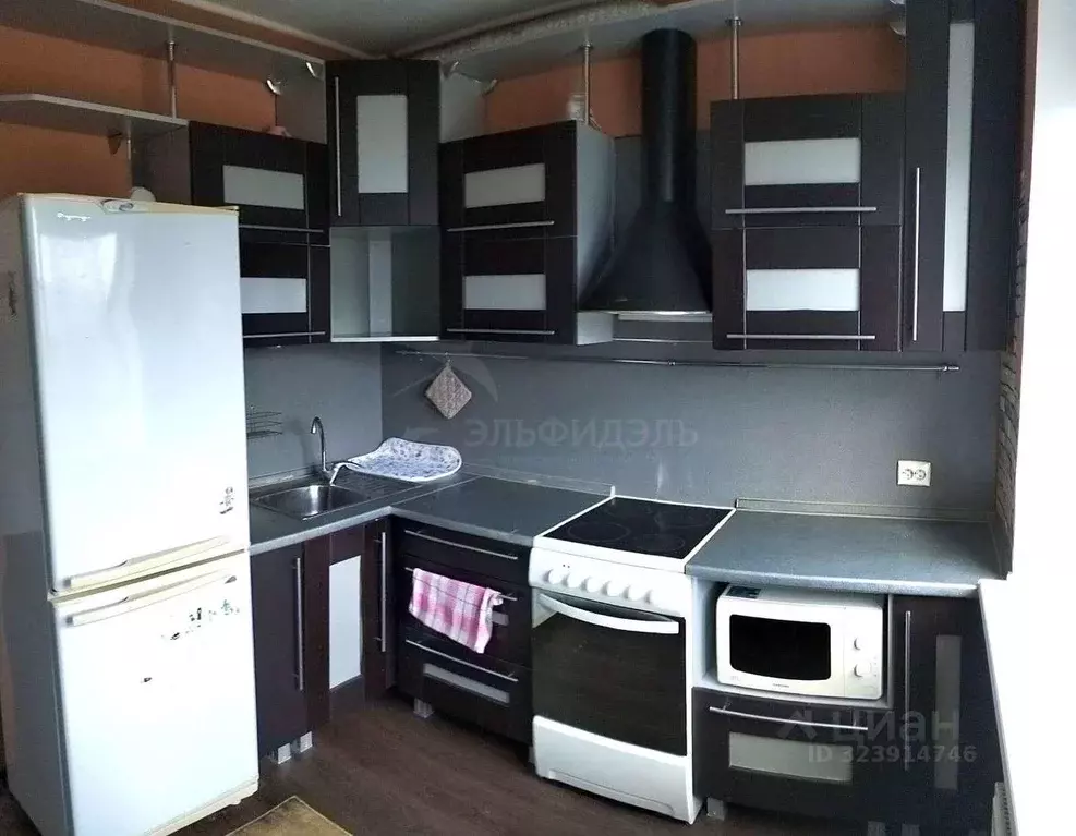 2-к кв. Новгородская область, Великий Новгород ул. Коровникова, 14 ... - Фото 1