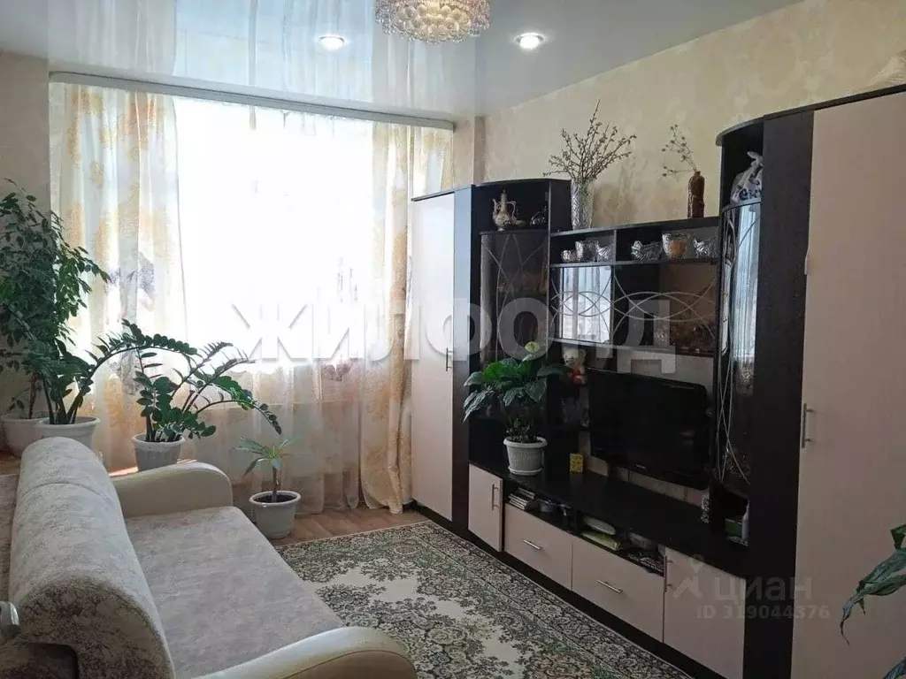 1-к кв. Новосибирская область, Новосибирск ул. В. Высоцкого, 53 (35.0 ... - Фото 0