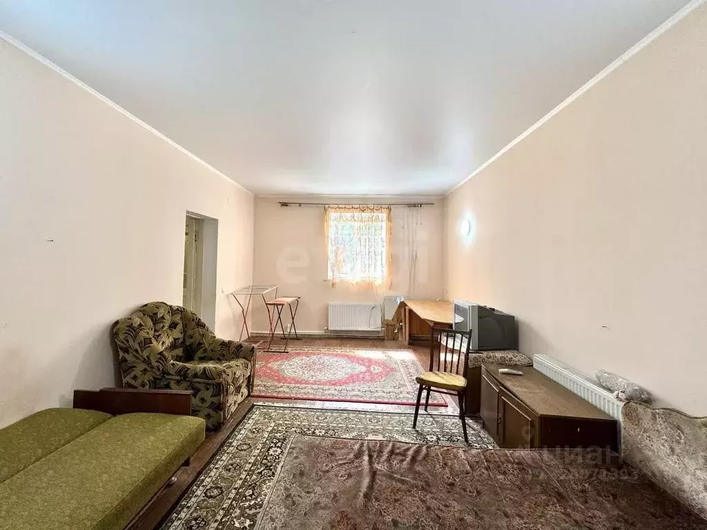 2-к кв. Крым, Бахчисарай ул. Македонского, 6А (50.5 м) - Фото 0