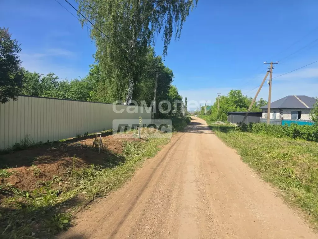 Участок в Башкортостан, Иглинский сельсовет, д. Петрово-Федоровка ул. ... - Фото 0