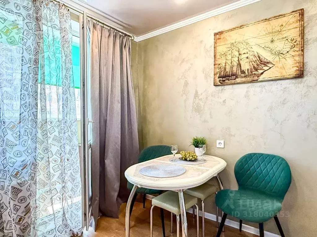 1-к кв. Краснодарский край, Новороссийск Суворовская ул., 77 (40.0 м) - Фото 0