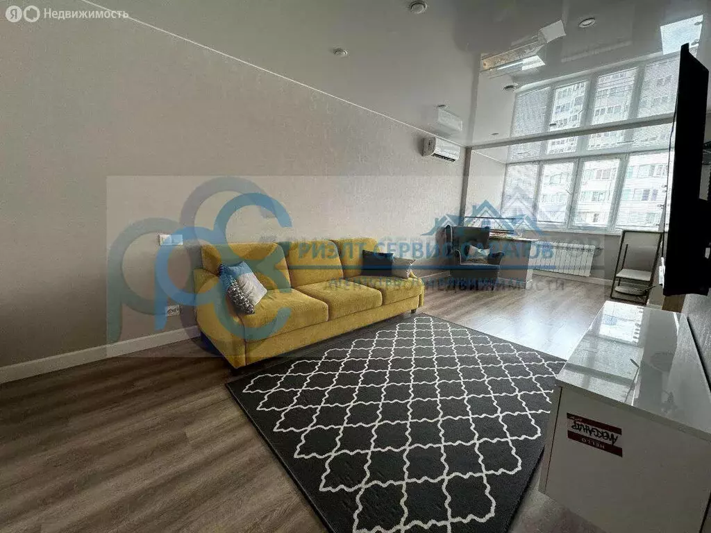 2-комнатная квартира: Саратов, улица имени И.В. Мичурина, 18/68 (52.7 ... - Фото 1