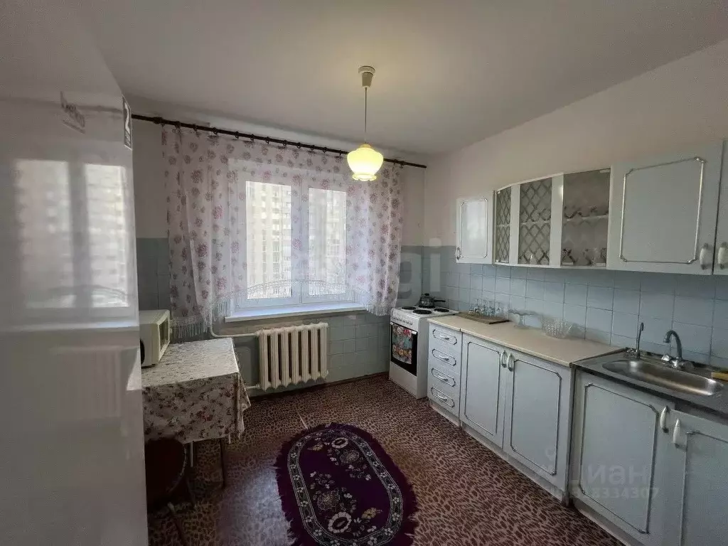 2-к кв. Тюменская область, Тюмень Заречный проезд, 2 (50.5 м) - Фото 0