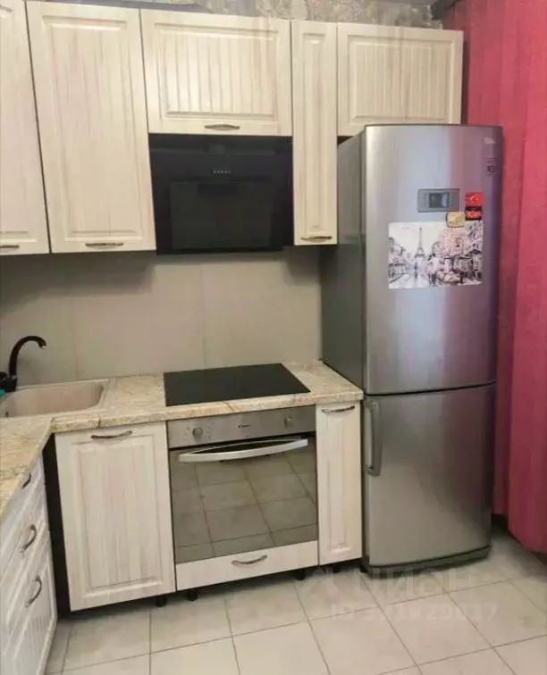 2-к кв. Белгородская область, Старый Оскол Степной мкр, 27 (75.0 м) - Фото 1