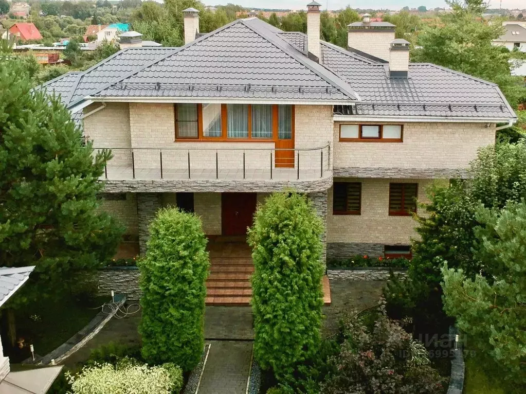 Коттедж в Москва д. Уварово, 39 (420 м) - Фото 1