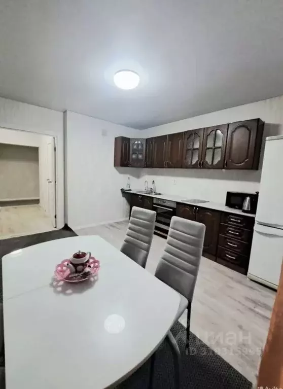 2-к кв. Татарстан, Зеленодольск просп. Строителей, 12 (60.0 м) - Фото 1