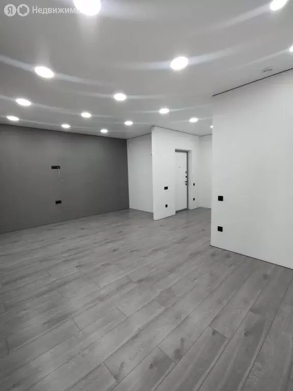 Квартира-студия: Волгоград, улица Степанищева, 2А (34.2 м) - Фото 1